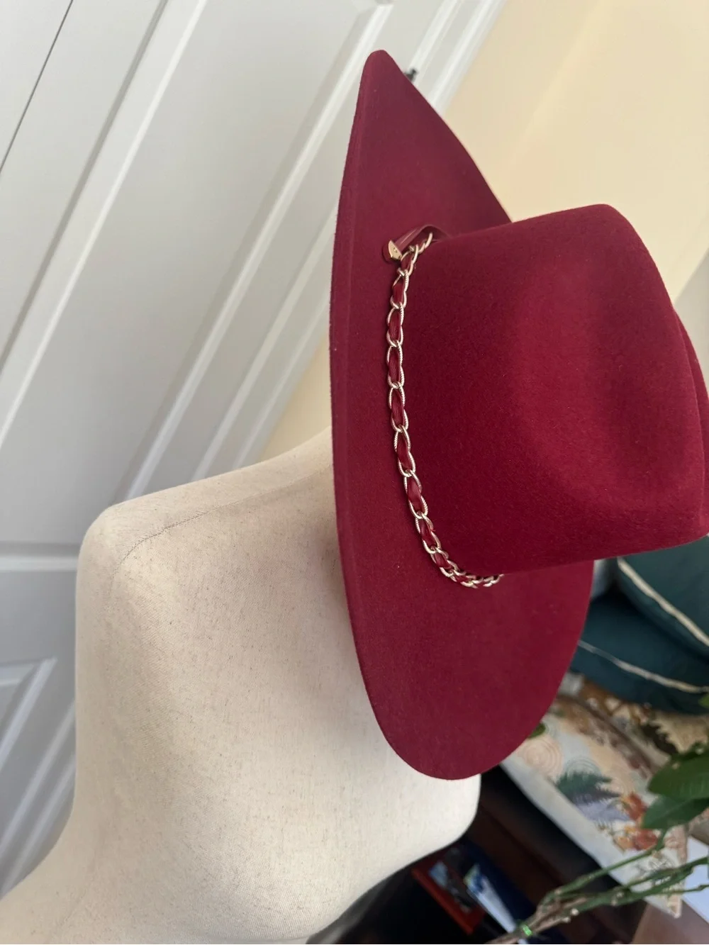 GIgi Pip Cowgirl Hat -Burgundy with Gold Chain Band